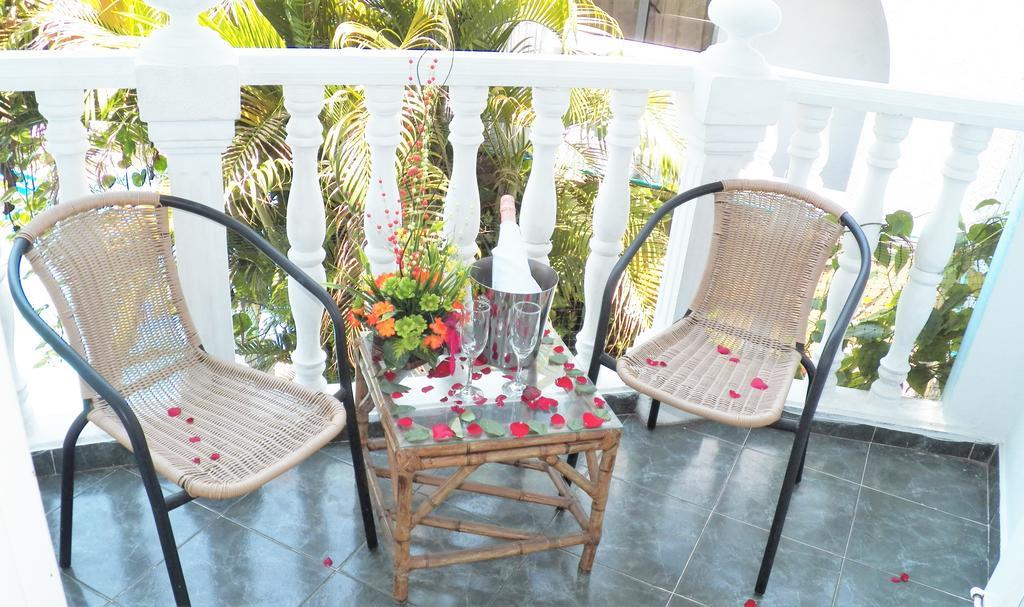 Hotel Villa Del Rosario Nuevo Мелгар Екстериор снимка