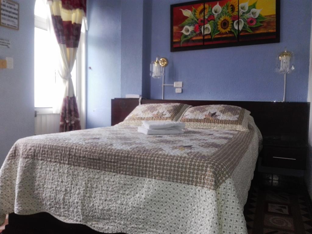 Hotel Villa Del Rosario Nuevo Мелгар Екстериор снимка