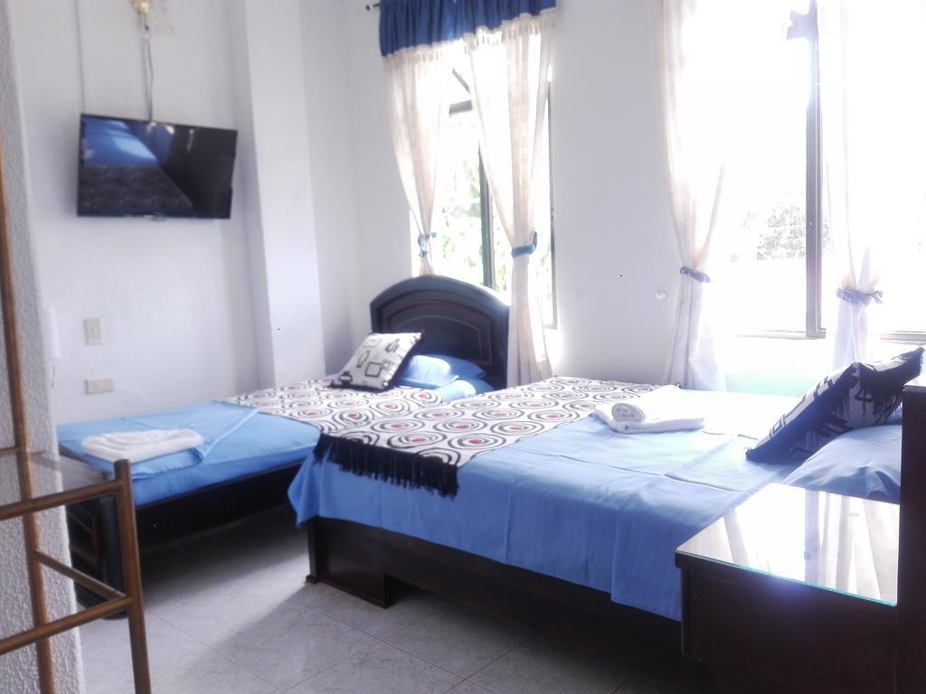 Hotel Villa Del Rosario Nuevo Мелгар Екстериор снимка