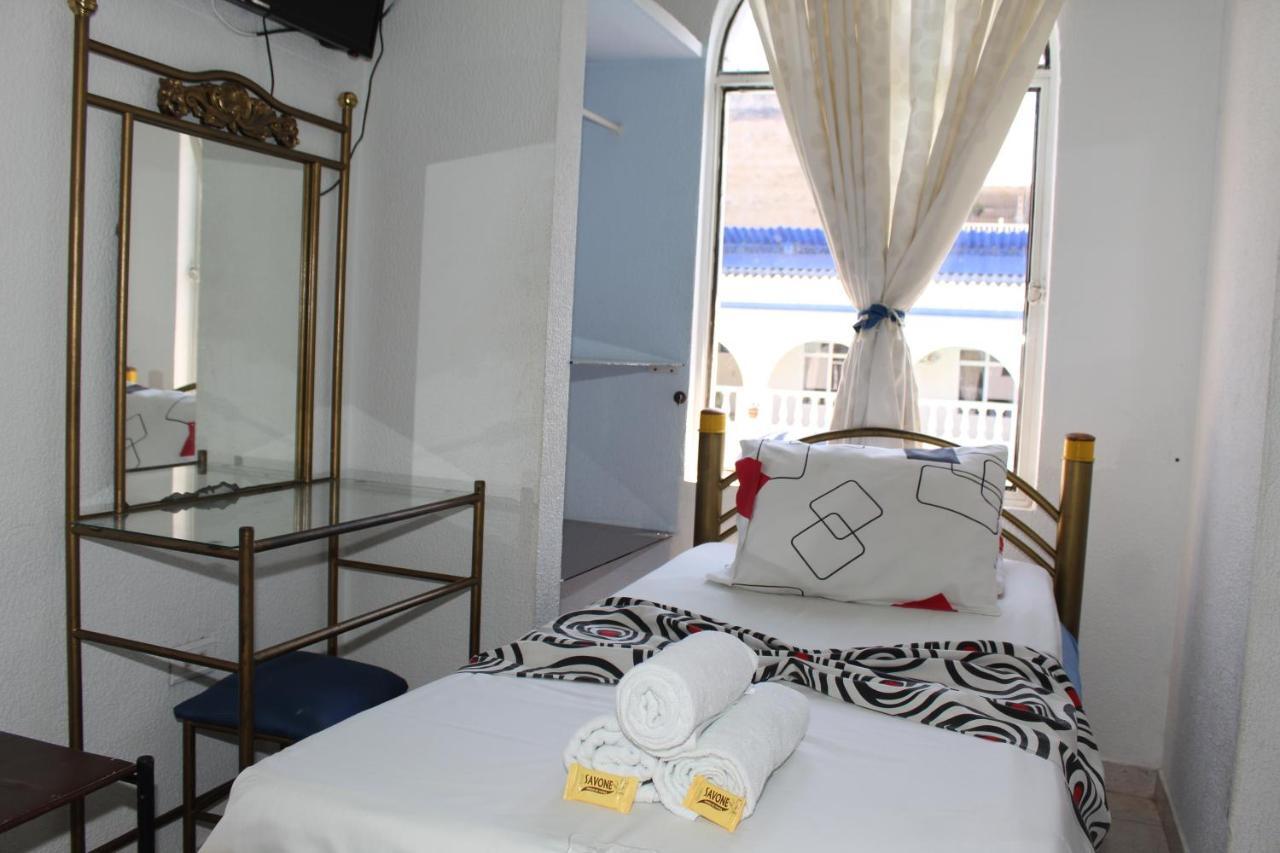 Hotel Villa Del Rosario Nuevo Мелгар Екстериор снимка