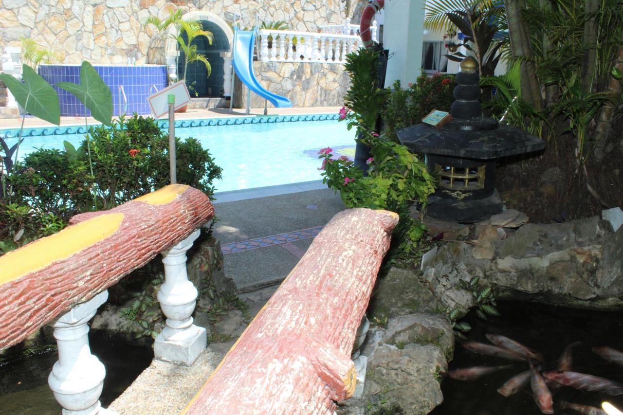 Hotel Villa Del Rosario Nuevo Мелгар Екстериор снимка