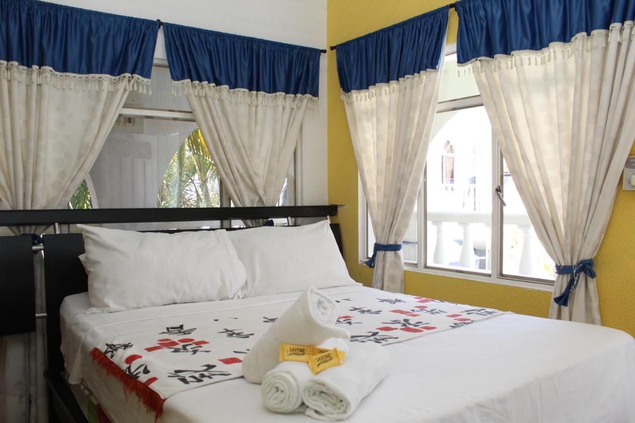 Hotel Villa Del Rosario Nuevo Мелгар Екстериор снимка